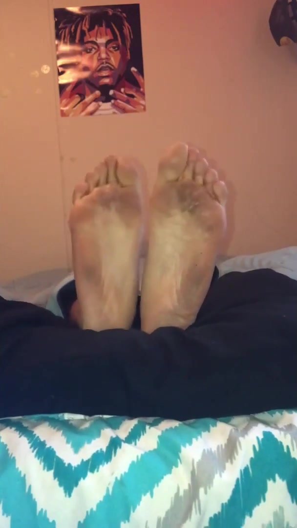 Guys Big Stinky Dirty Feet