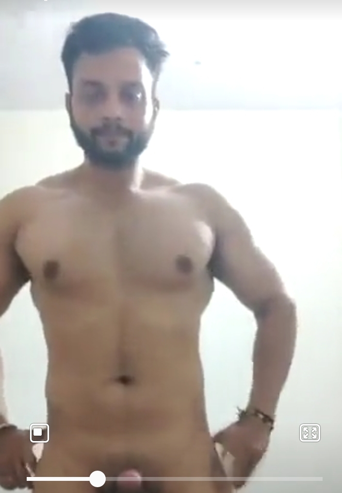 Desi hunk - video 14