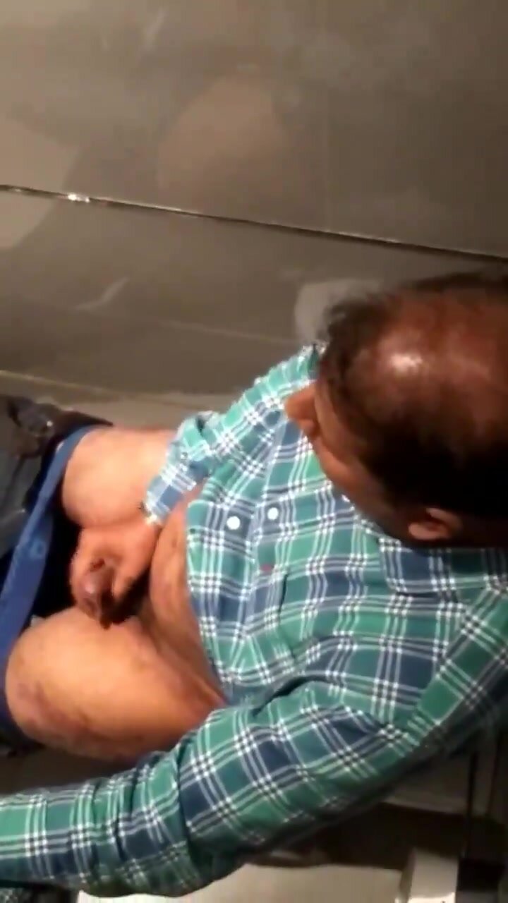 Daddy Toilet Jacking Off 79