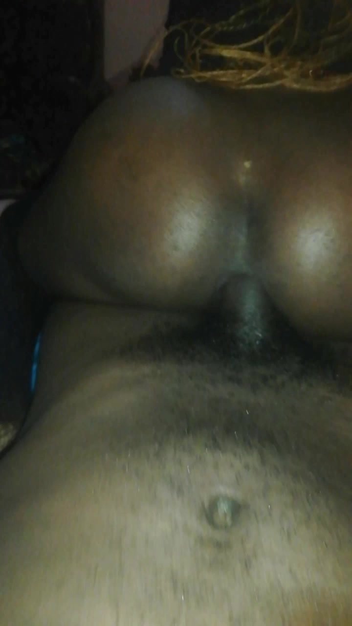 Ebony taking BBC in her dirty ass