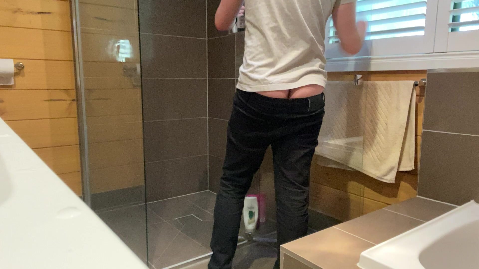 Guy Cleaning Buttcrack