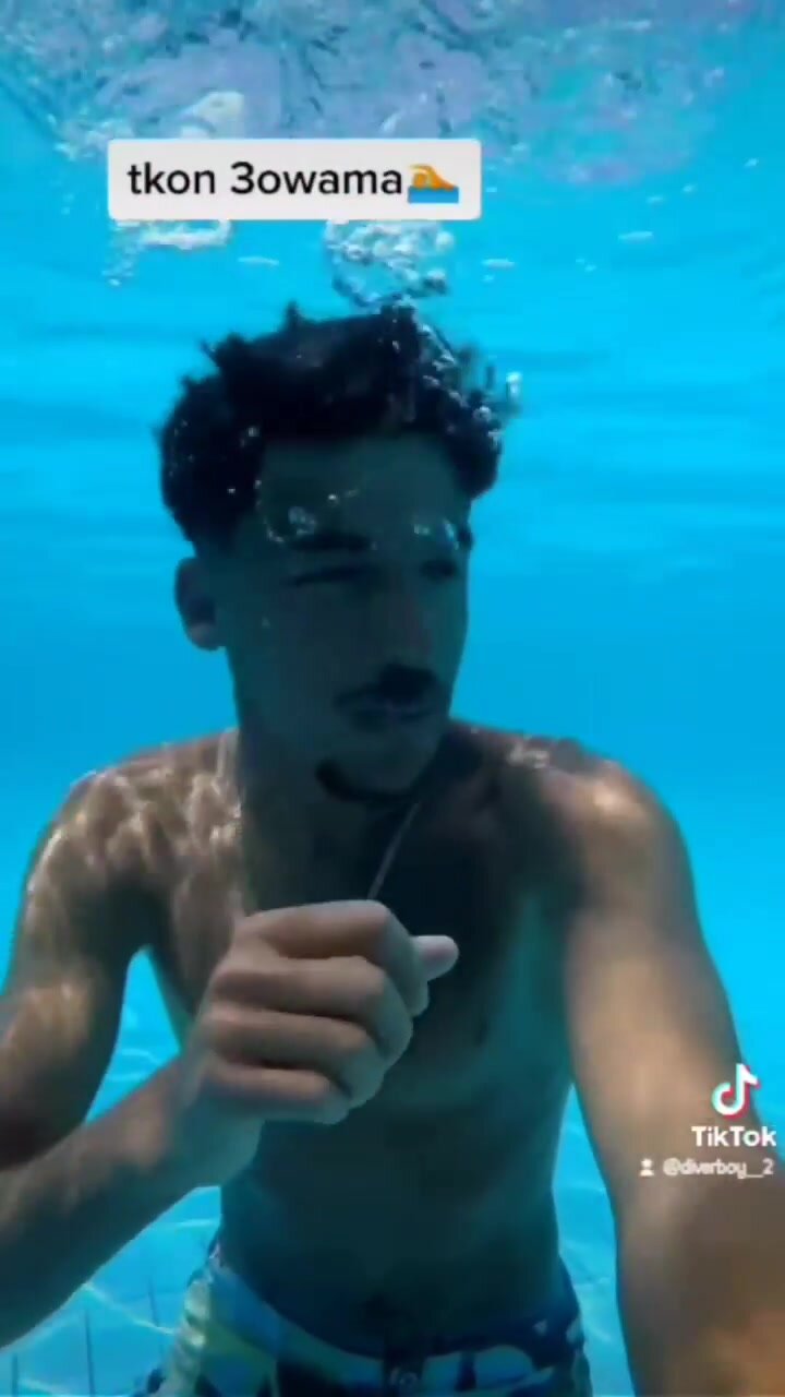 Cute arab barefaced underwater - video 2