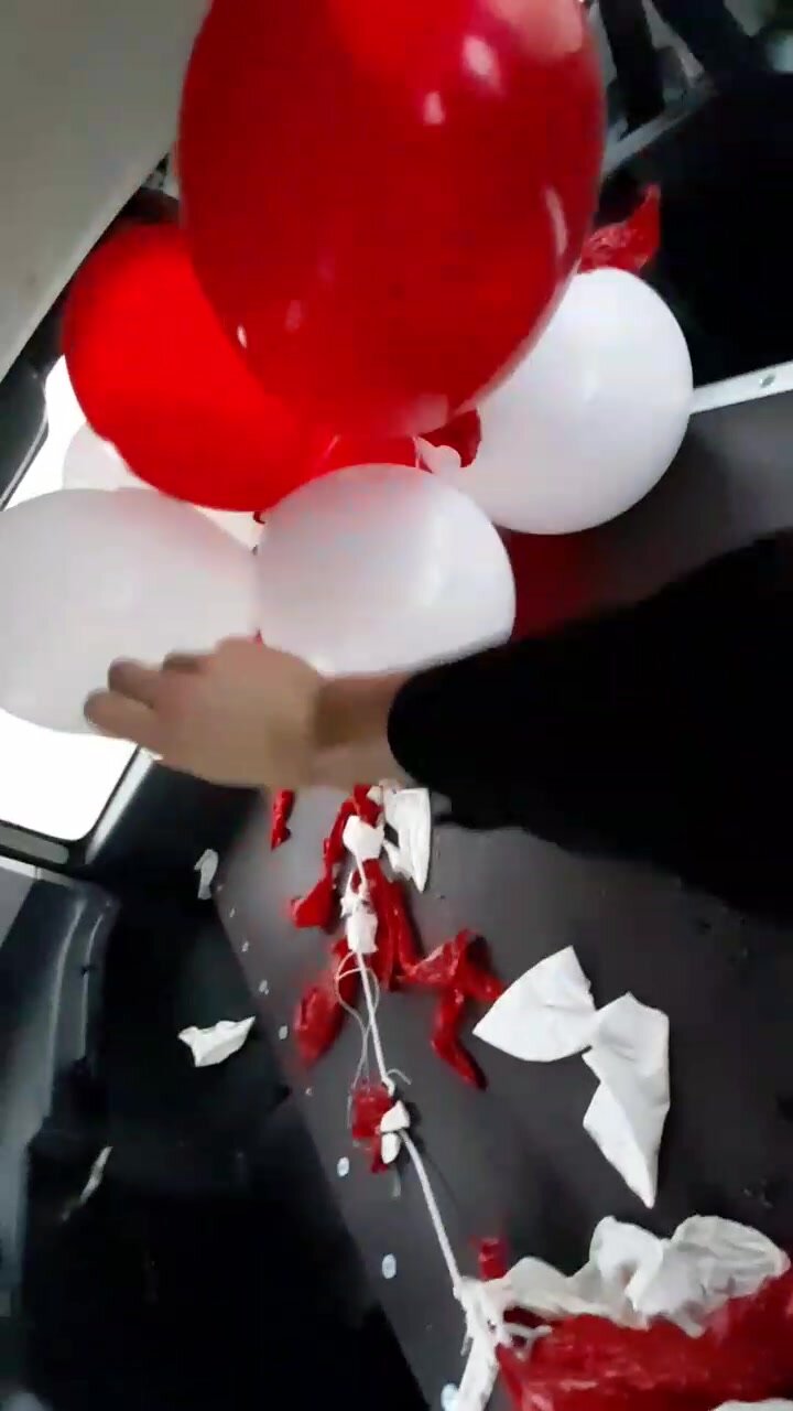 Popping a balloon column