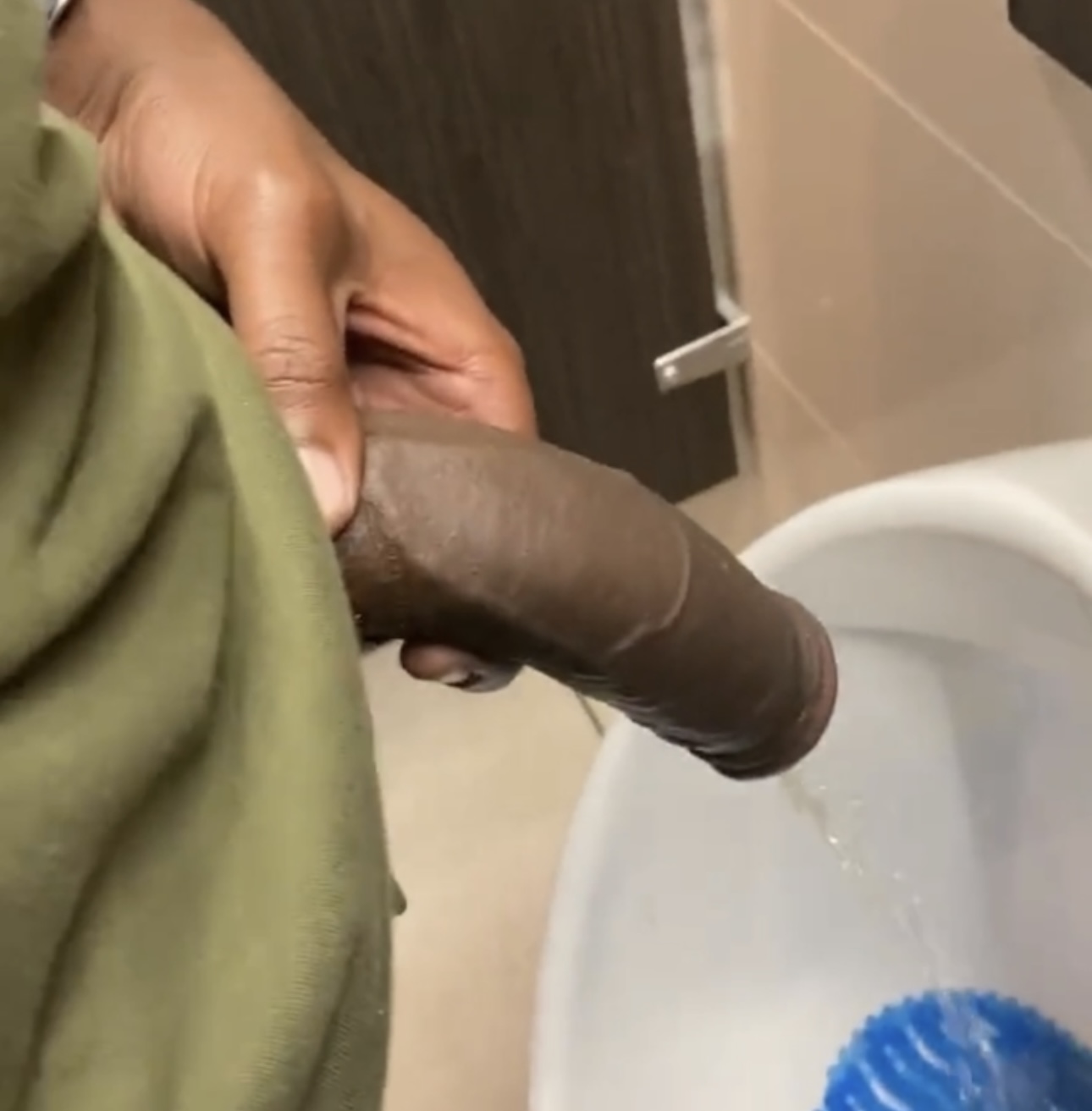 Huge Black Uncut Cock Pissing - Big Black Dicks: Black water hose (BBC piss) - ThisVid.com