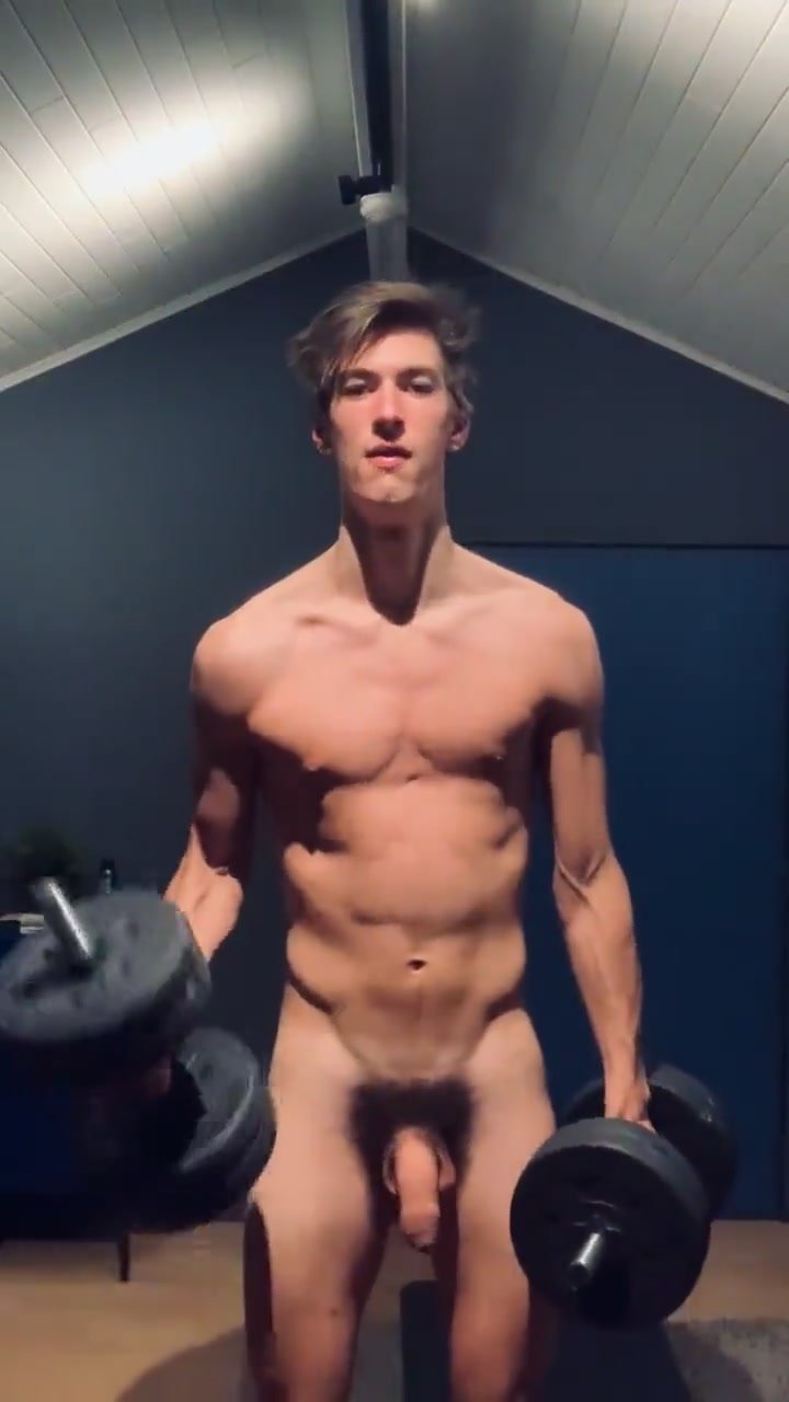 Hot guys: Nude exercise - video 9 - ThisVid.com