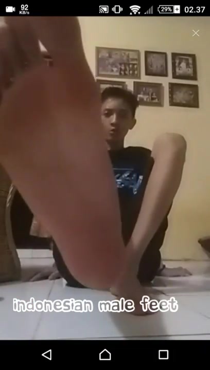 Indonesian Guy Feet - SEVEN