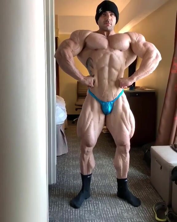 Muscle Flexing Compilation