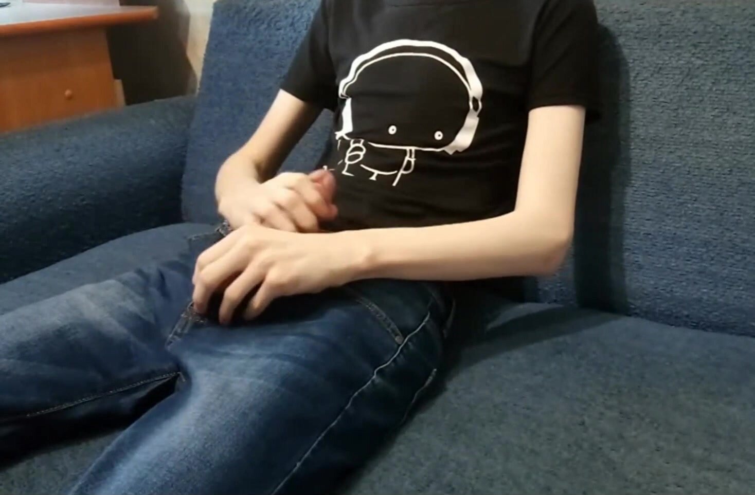 Tall guy jerking on the couch