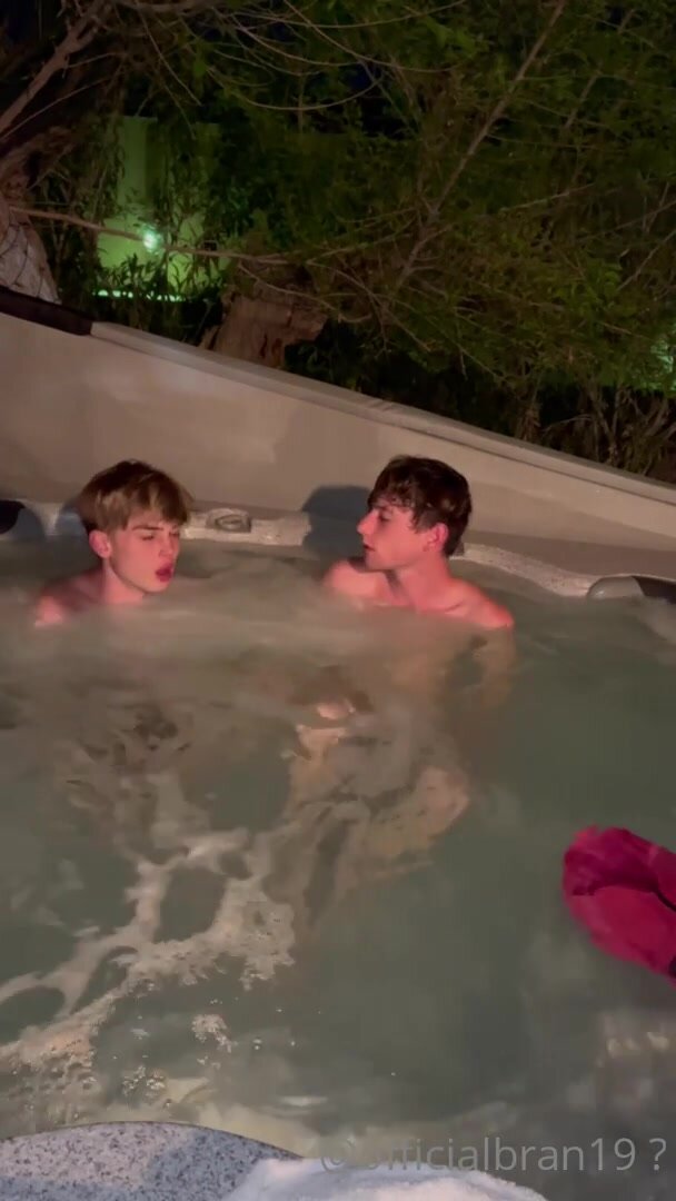 Teens hook up in a pool