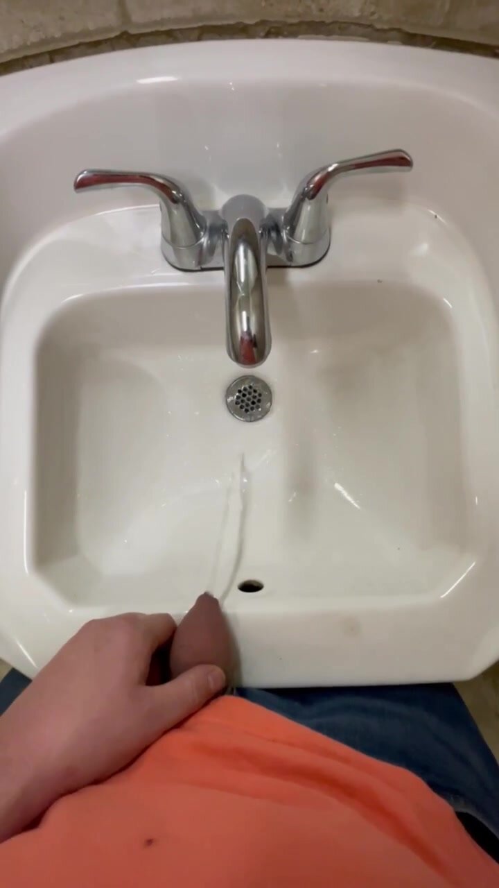 Peeing in a sink