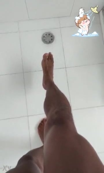 Nice Sexy Feet In Shower