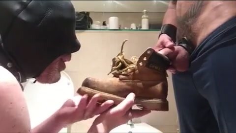 Drink My fresh Piss from Your Old Boots.
