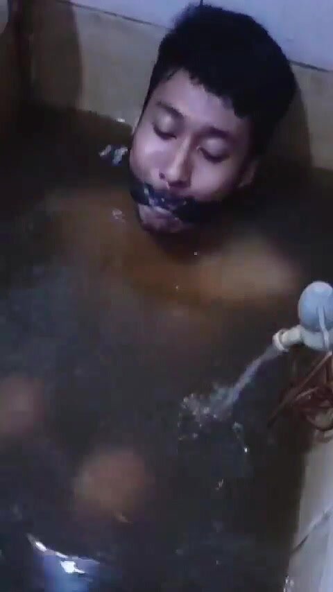 Indonesian slave water bondage ...