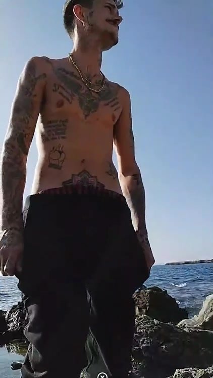 Italian guy risky nude at the beach