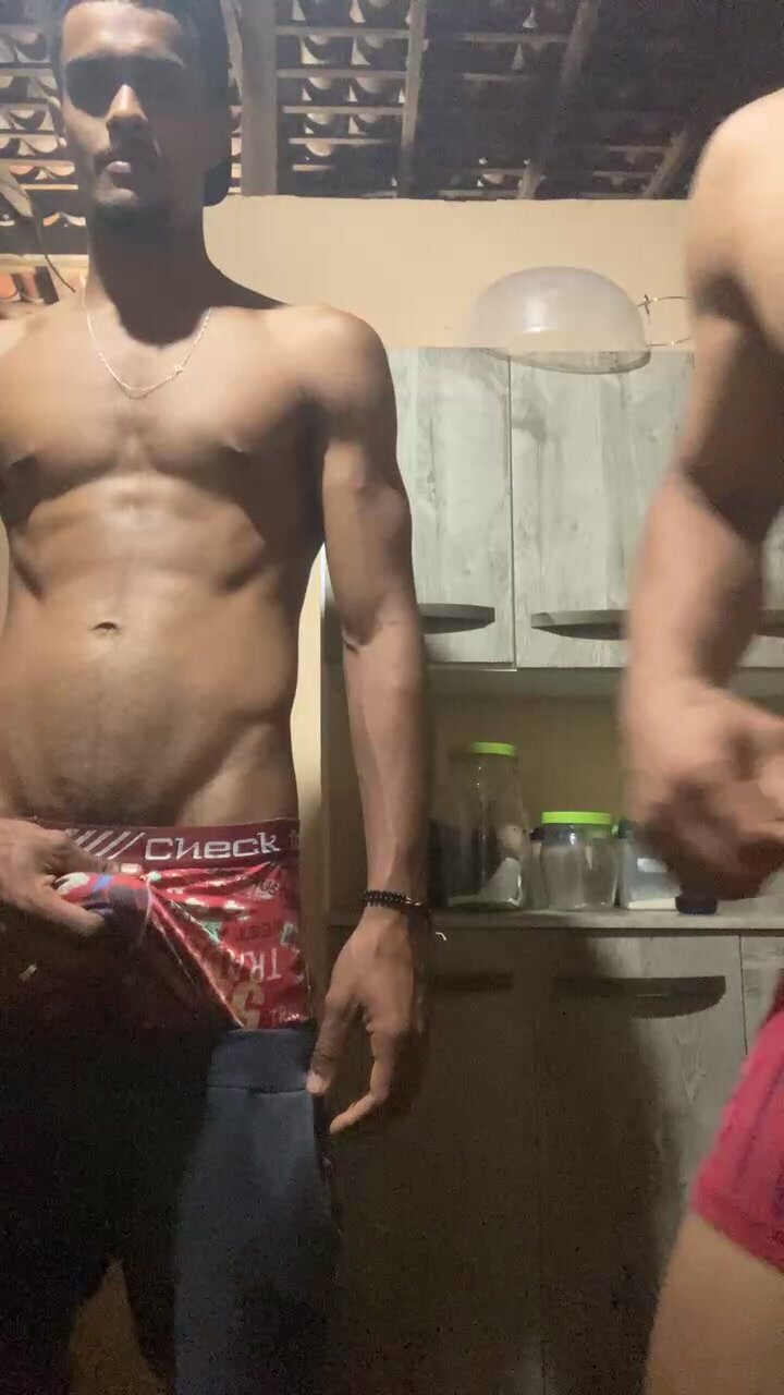 CAM 004