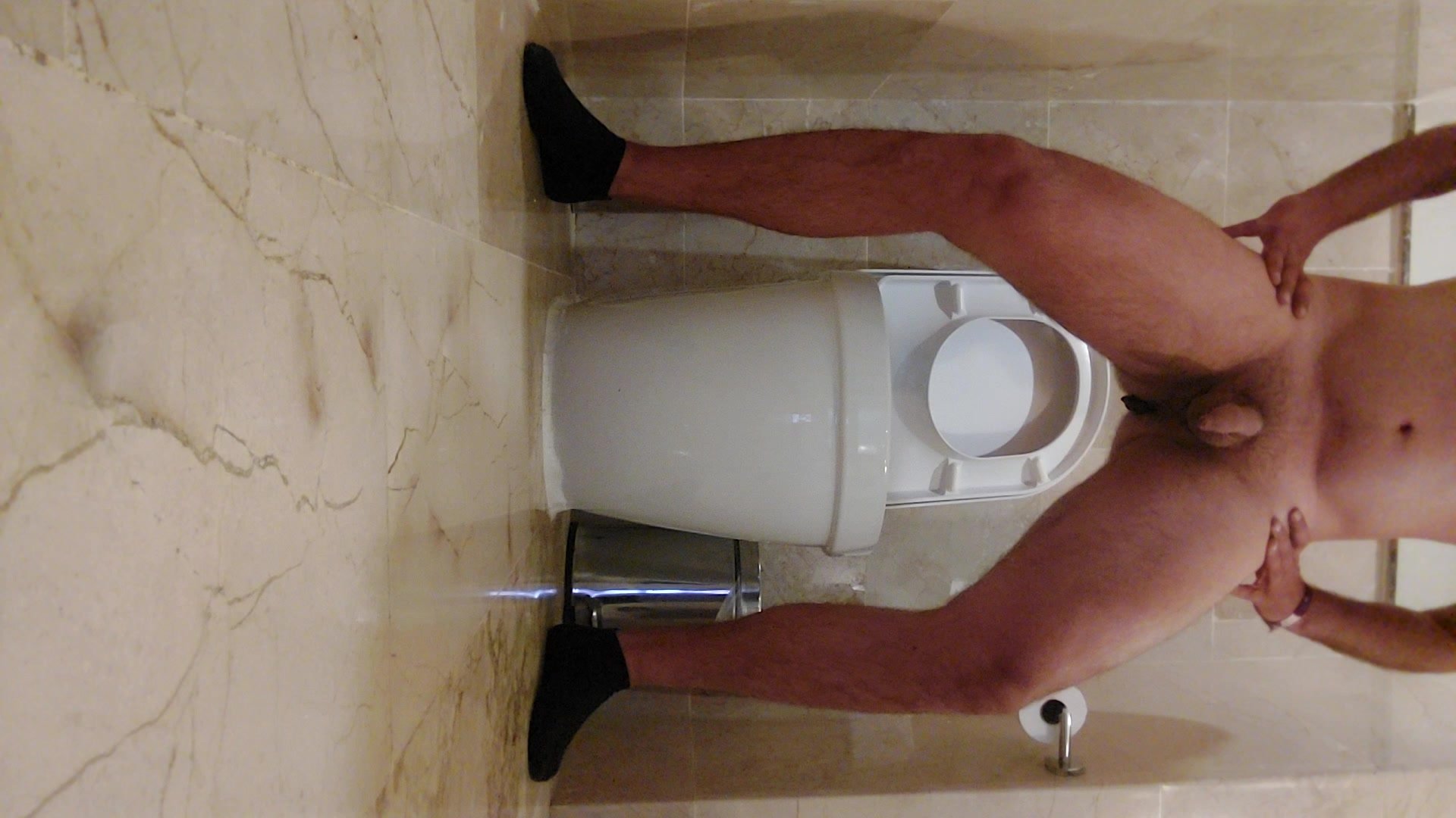 Standing poop and masturbate on toilett