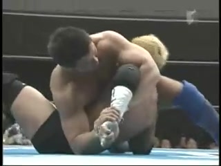 wrestling ball grab - video 5