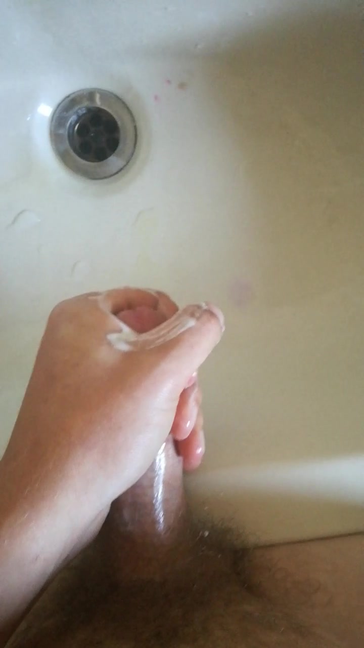 Cumming in the basin