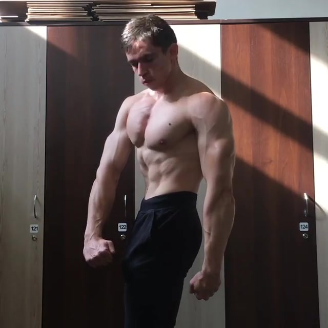 ATHLETIC MUSCLE - video 138