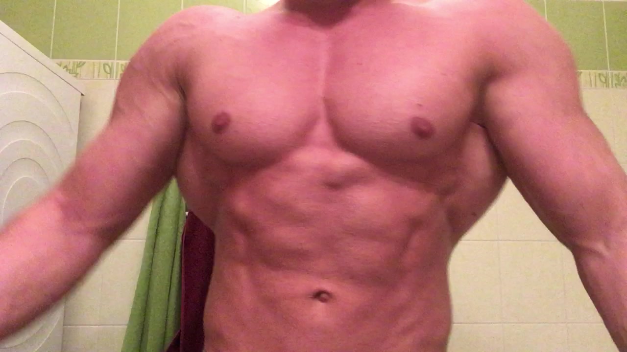 Muscle Worship - video 17