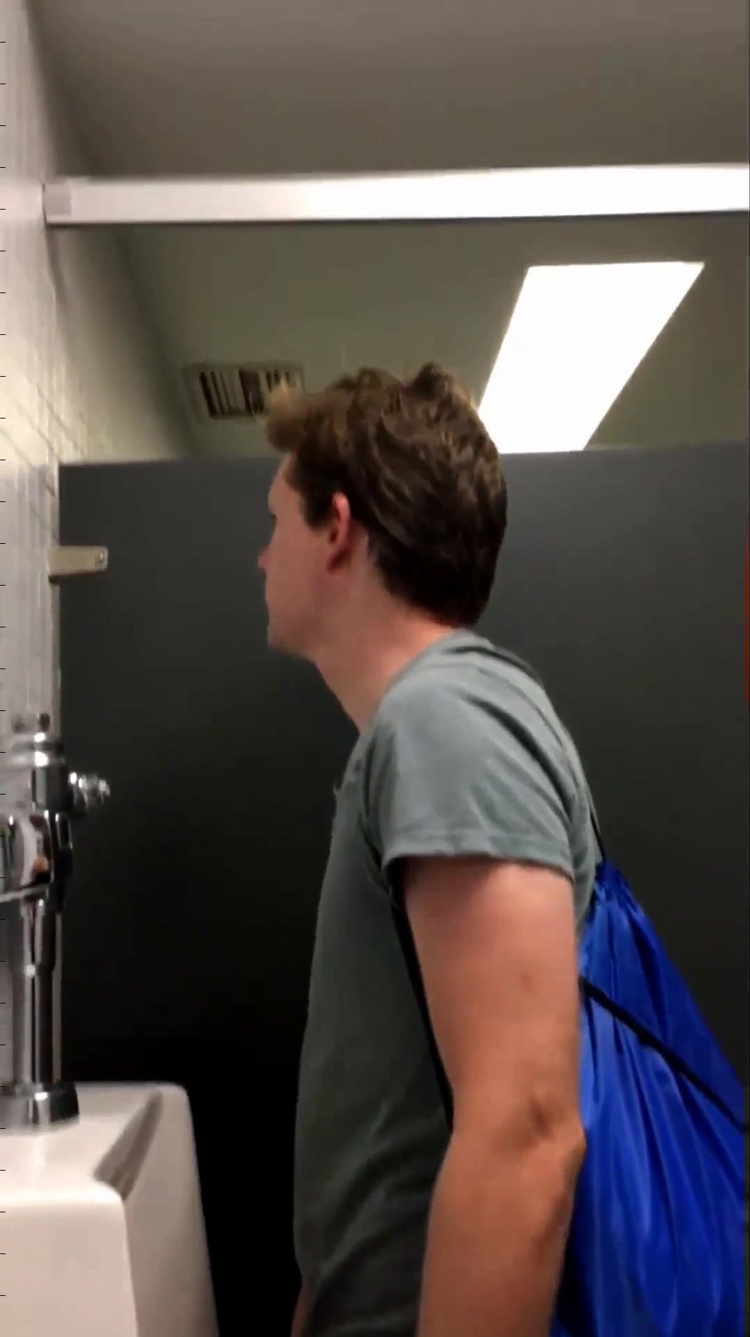 thick dick pissing at urinal