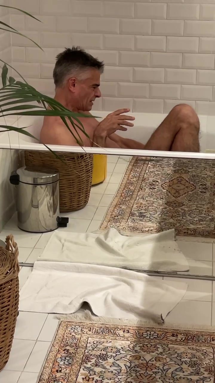 Spying dad in the tub