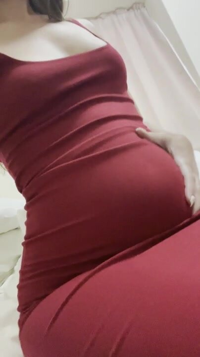 belly play in red