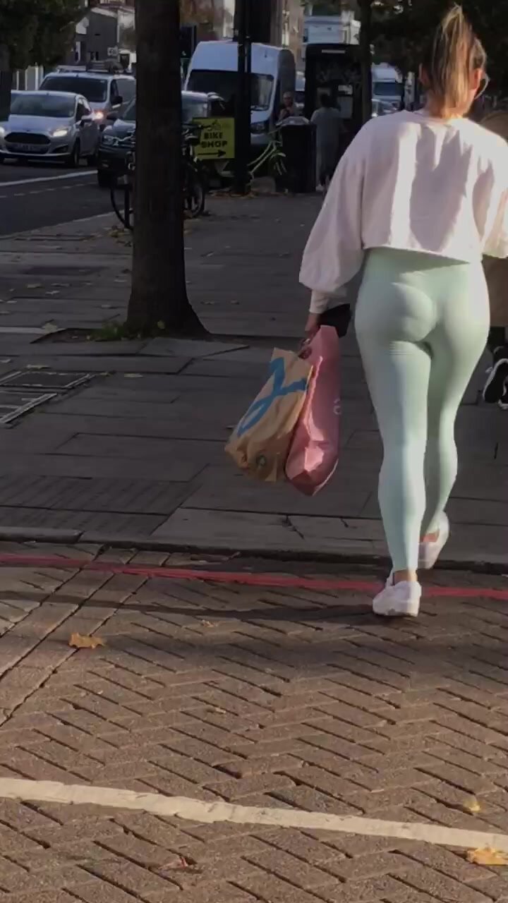 Sexy Latina sexy latina walking in leggings