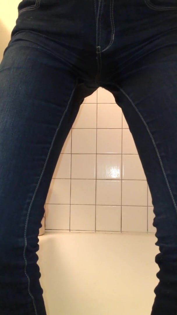 Long and thorough jeans soaking