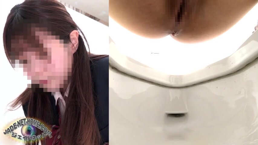 Girl Japanese pooping toilet.MML_014