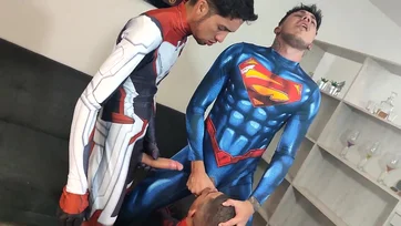 Gay Superhero Porn 3d - Superhero raw threesome - ThisVid.com