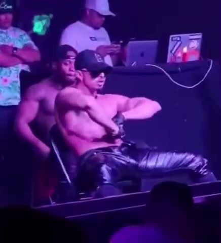 Sexy Dancing Leather Men