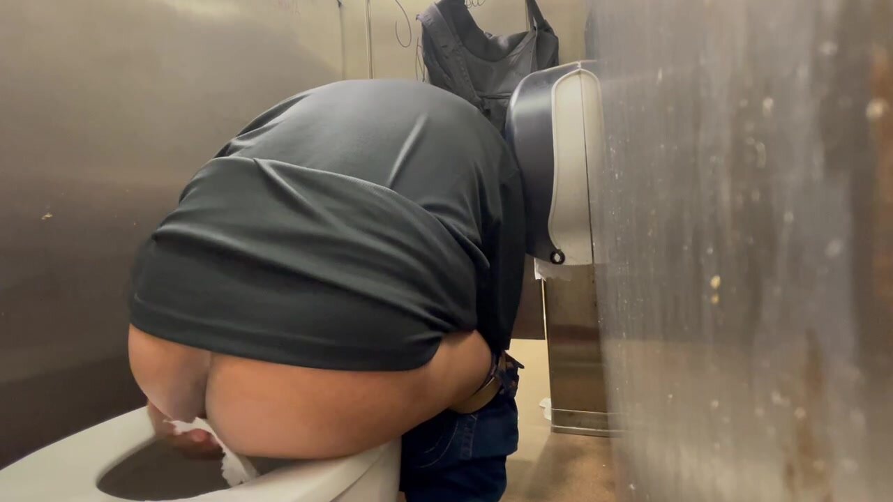 Daddy wipes ass public bathroom