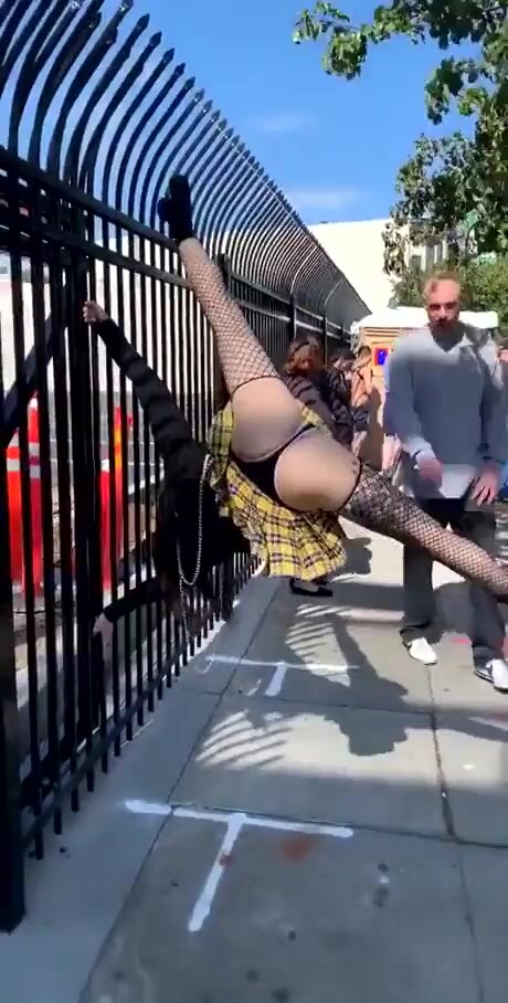 Girl does stripper moves in public