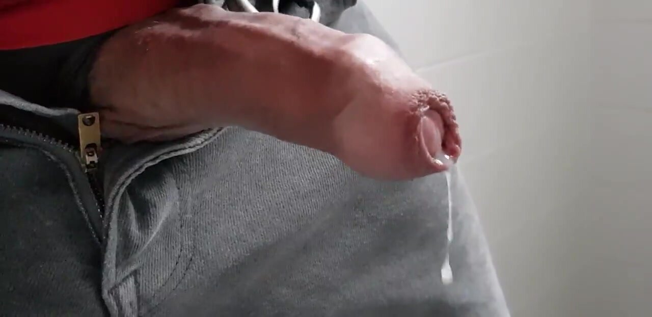 Uncut Leaking Cum Bathroom