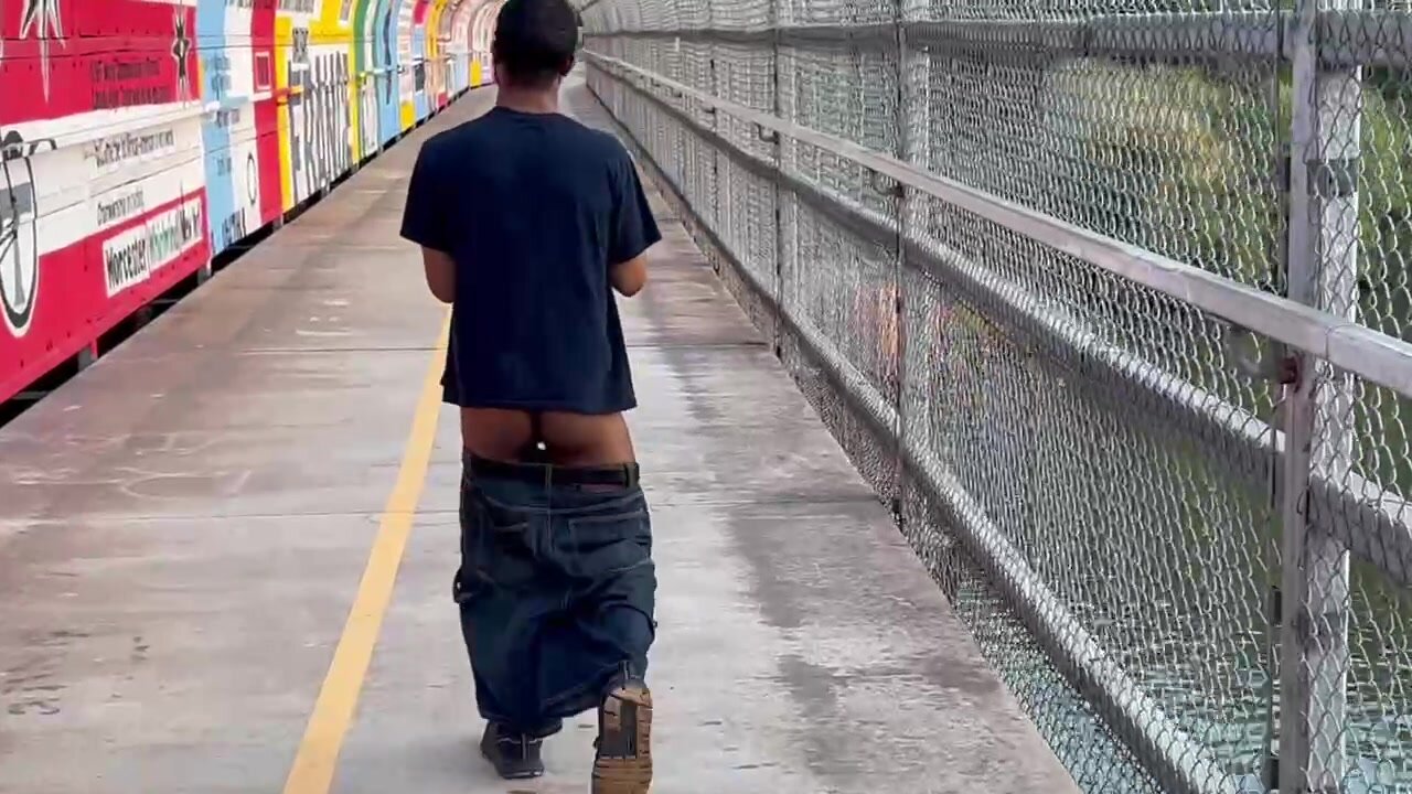 Straight 2nd Time Sagging