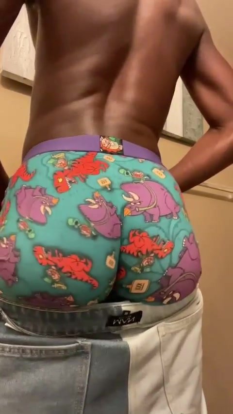 colorful bouncy booty sagger