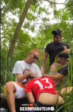 hook up in the park ends with a nice group fuck session