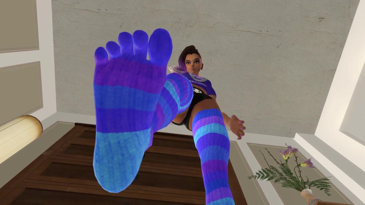 Giantess sombra socks feet