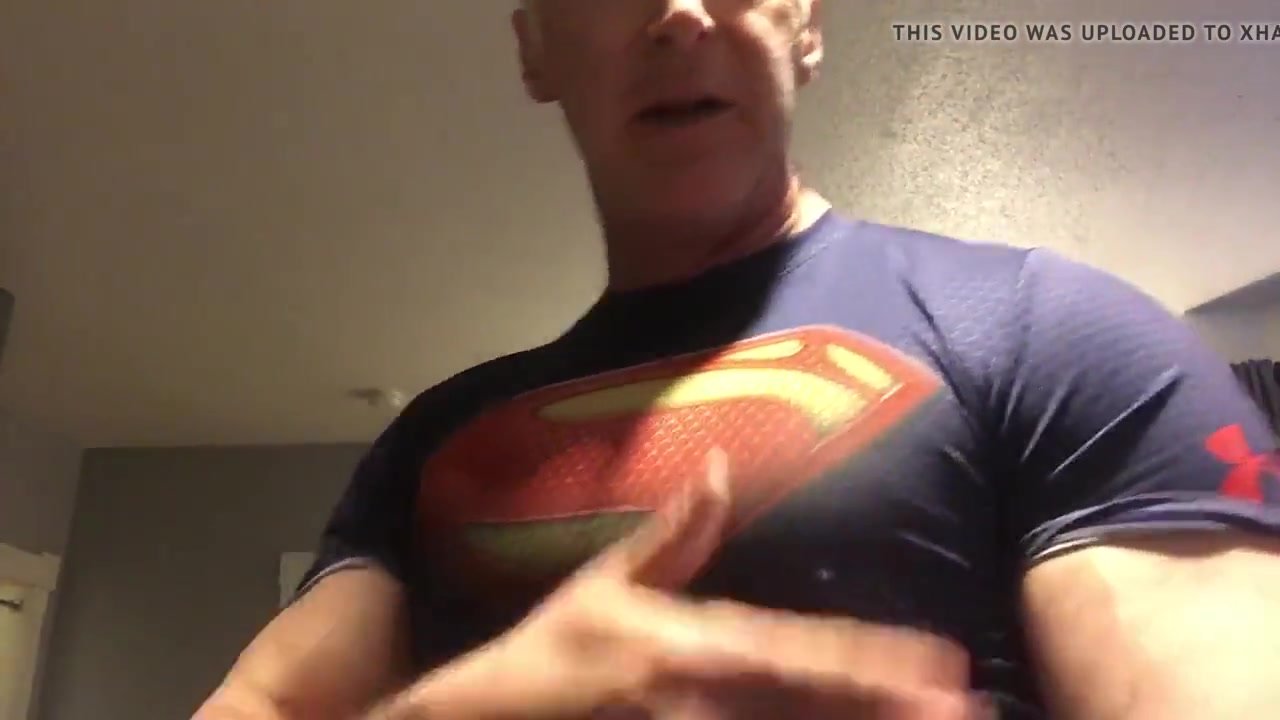 muscle daddy superman