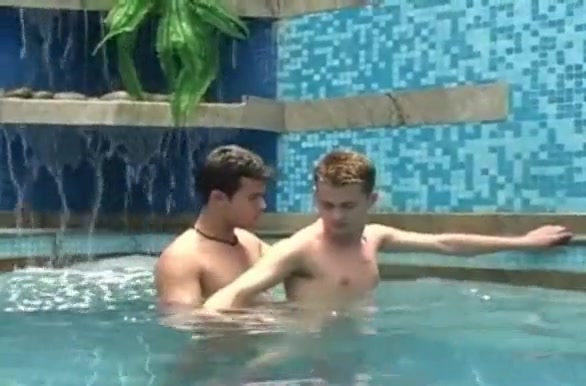 2 hot guys - video 11