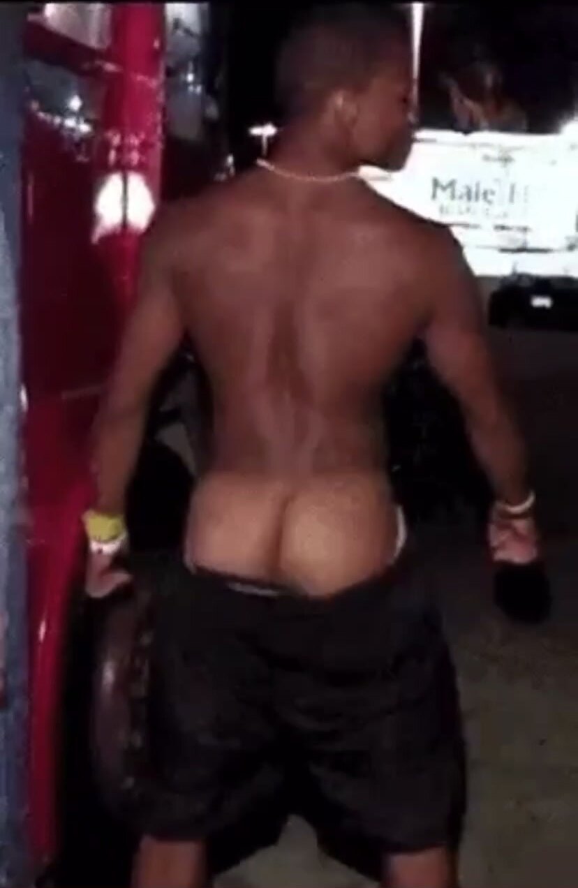 Gas station booty - video 2