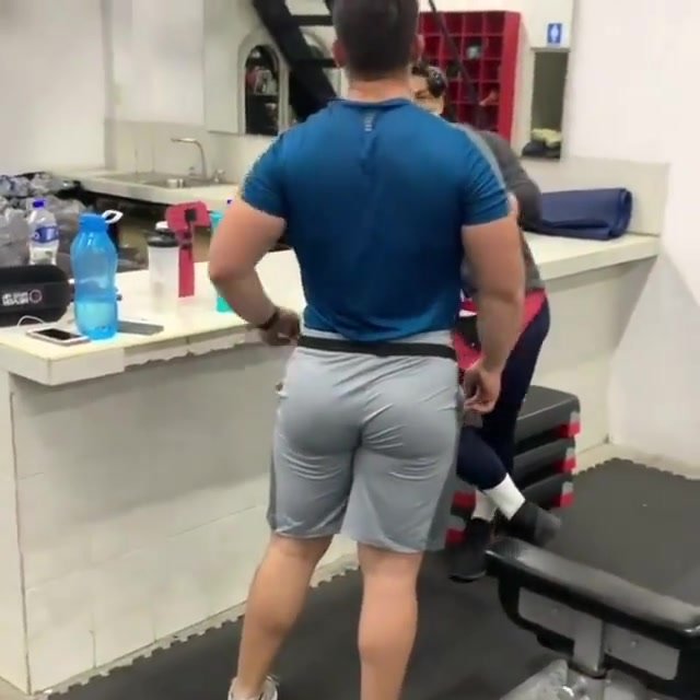 Bubble Butts - video 4