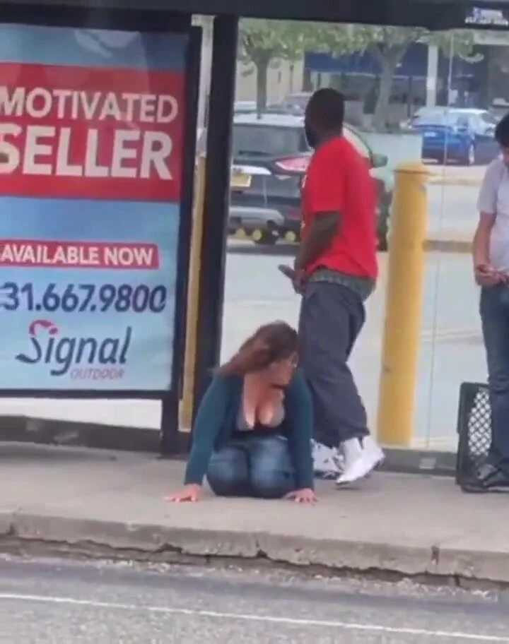 720px x 912px - Black guy fucks white milf at the bus stop in broad day - ThisVid.com