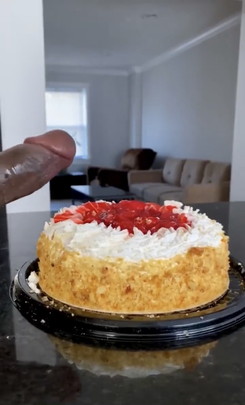 Strawberry Shortcake - video 2
