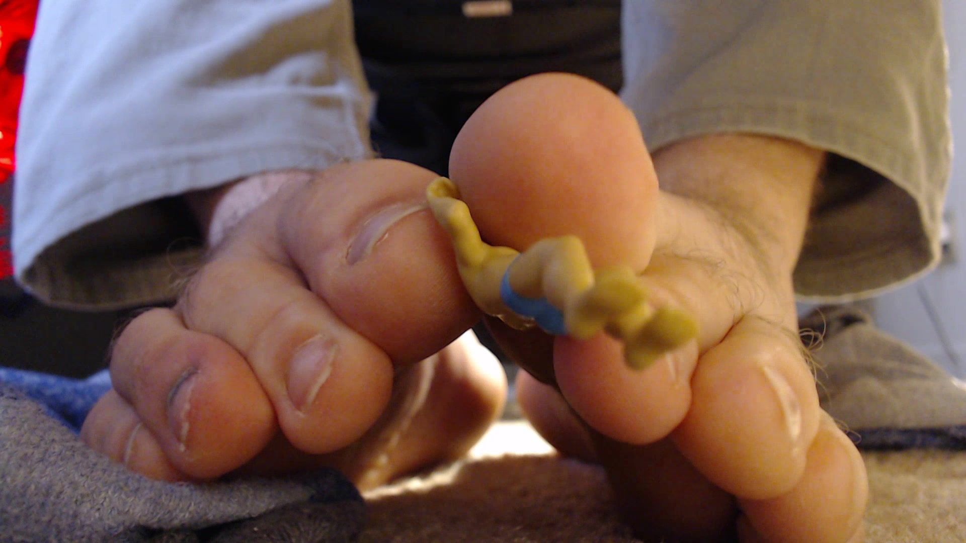 Giant Feet 2