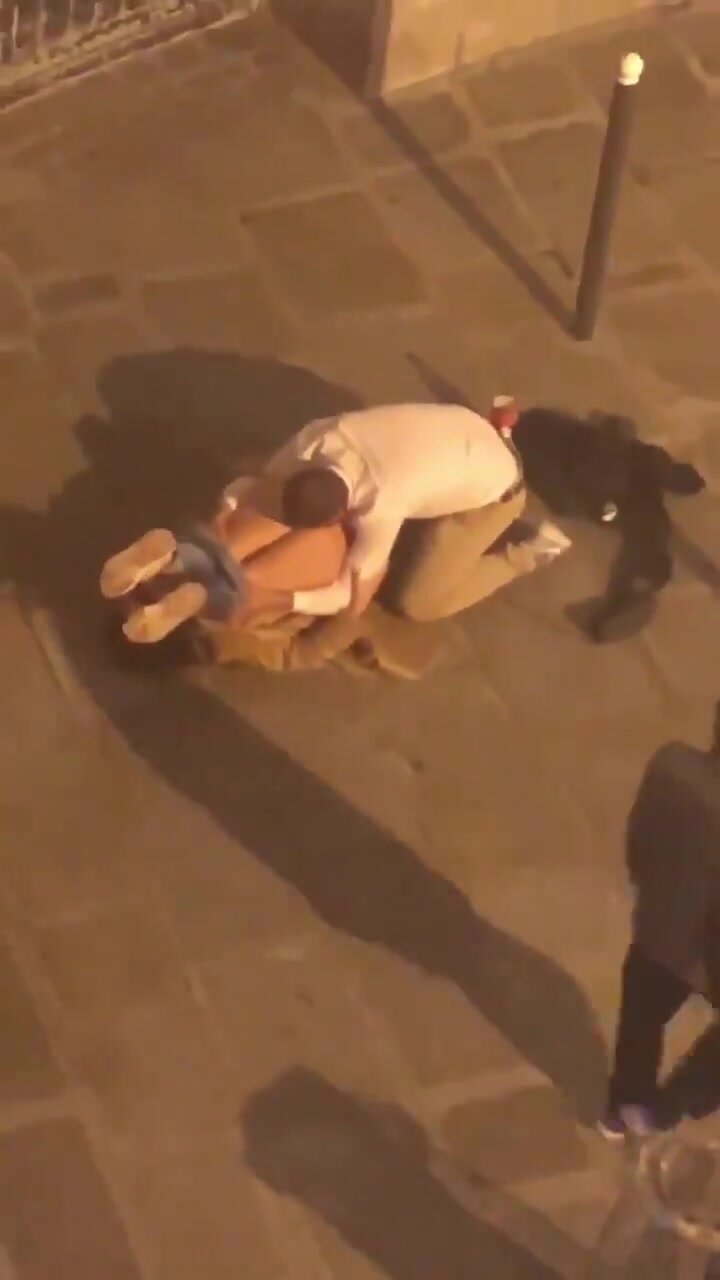 Guy is caught eating pussy in the open middle of night