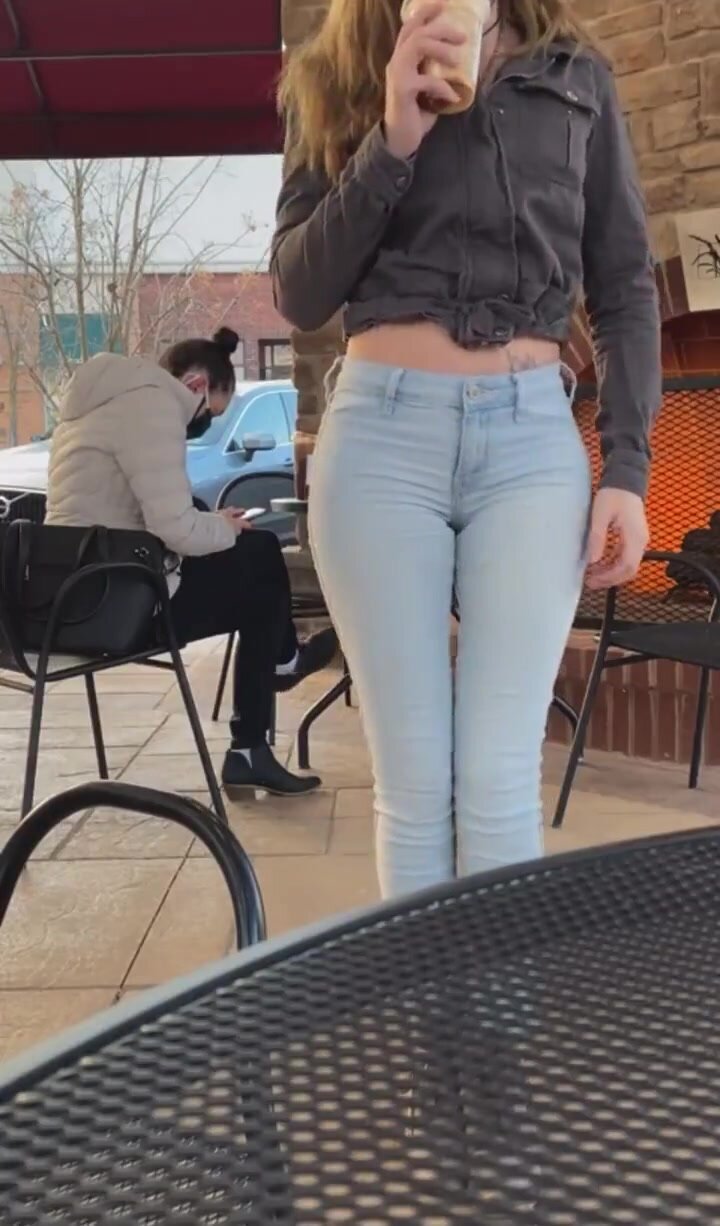 Girl Casually Wetting Her Jeans In Public