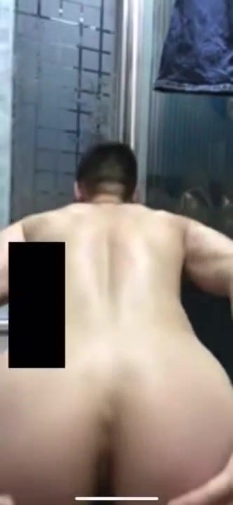 Chinese big cock cum muscle solo handsome - video 3