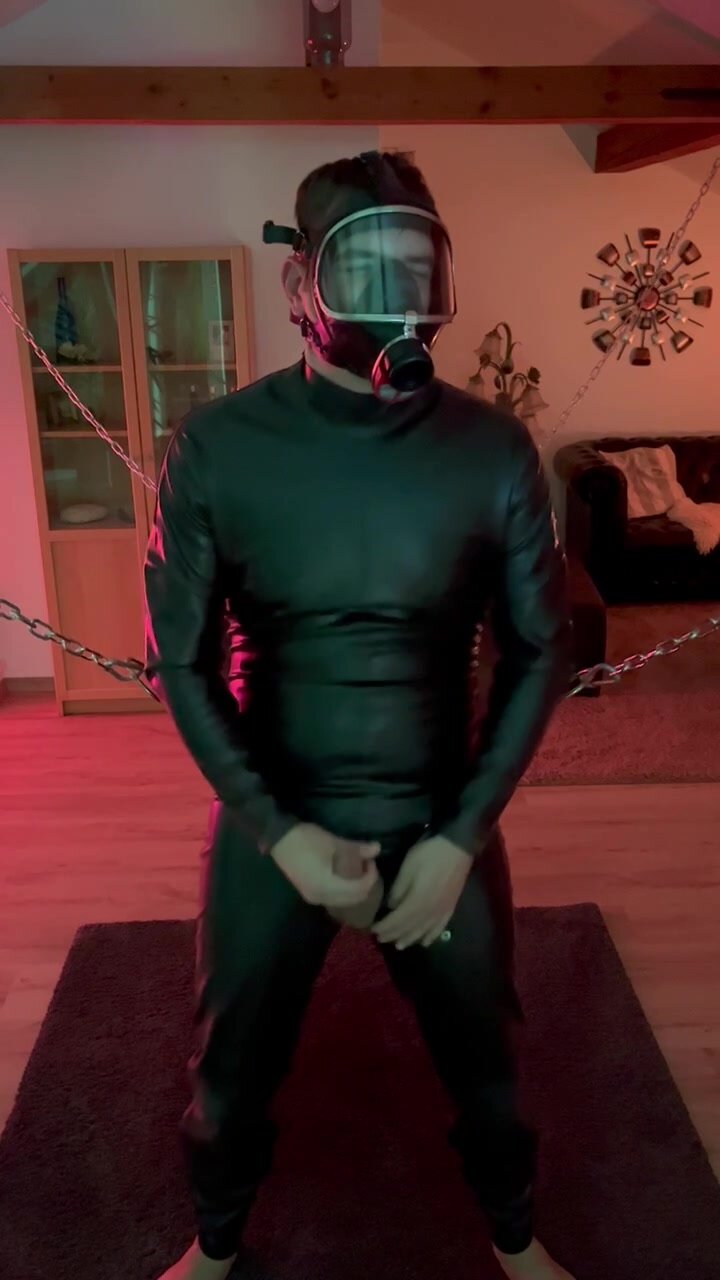 Mit Latex in Sling